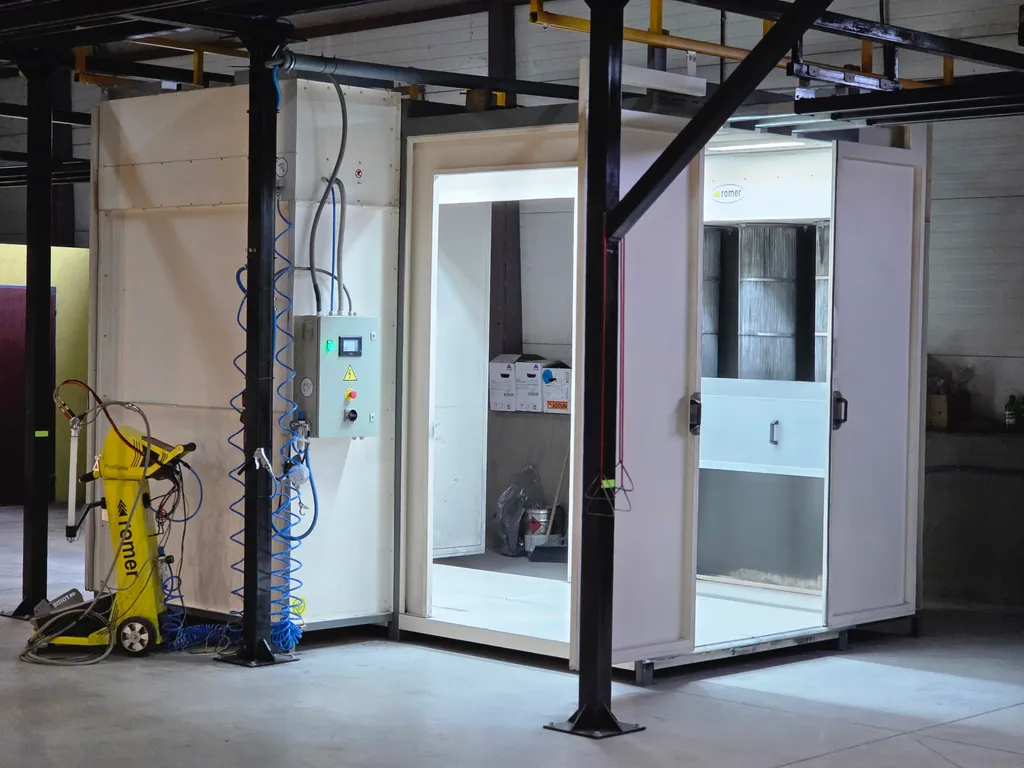 Práškovacia kabína s elektrostatickým nanášaním 2